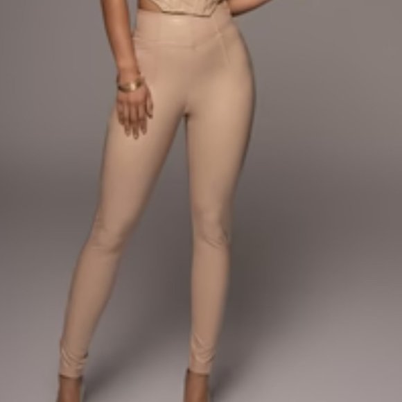 JluxLabel Beige Croc-Patterned High-Waisted Pants - Picture 1 of 4